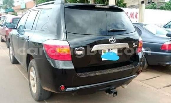 Acheter Occasion Voiture Toyota Highlander Noir à Adawlato, Togo Acheter Occasion Voiture Toyota Highlander Noir à Adawlato, Togo