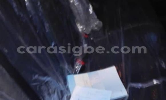 Acheter Occasion Voiture Toyota Avensis Noir à Adawlato, Togo Acheter Occasion Voiture Toyota Avensis Noir à Adawlato, Togo