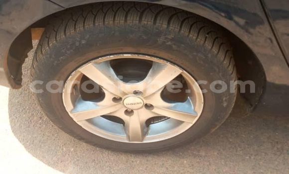 Acheter Occasion Voiture Toyota Corolla Verso Bleu à Adawlato, Togo Acheter Occasion Voiture Toyota Corolla Verso Bleu à Adawlato, Togo