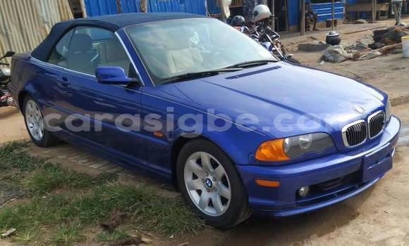 Acheter Occasion Voiture BMW 5–Series Bleu à Adawlato, Togo Acheter Occasion Voiture BMW 5–Series Bleu à Adawlato, Togo