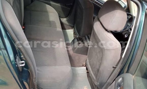 Acheter Occasion Voiture BMW 3–Series Vert à Adawlato, Togo Acheter Occasion Voiture BMW 3–Series Vert à Adawlato, Togo