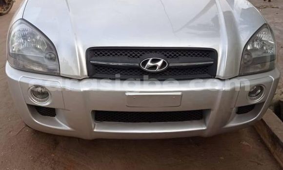 Acheter Occasion Voiture Hyundai Tucson Gris à Adawlato, Togo Acheter Occasion Voiture Hyundai Tucson Gris à Adawlato, Togo