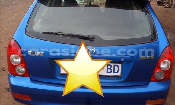 Acheter Occasion Voiture Mazda 323 Bleu à Adawlato, Togo Acheter Occasion Voiture Mazda 323 Bleu à Adawlato, Togo