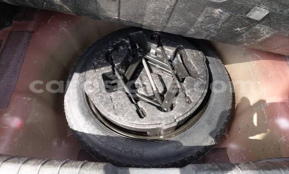 Acheter Occasion Voiture Hyundai Sonata Rouge à Adawlato, Togo Acheter Occasion Voiture Hyundai Sonata Rouge à Adawlato, Togo