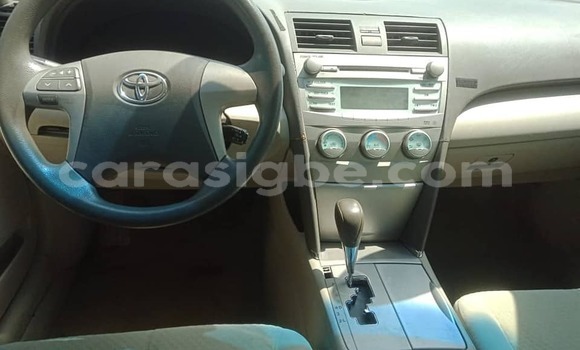 Buy Used Toyota Camry White Car in Lome in Togo Buy Used Toyota Camry White Car in Lome in Togo