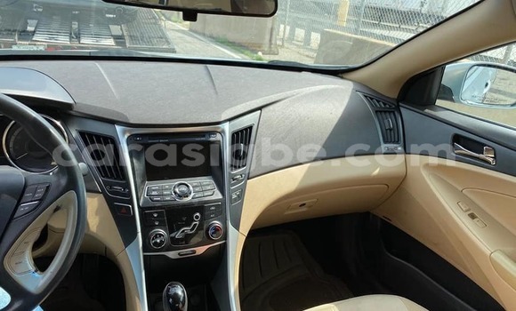 Buy Used Hyundai Sonata Silver Car in Lome in Togo Buy Used Hyundai Sonata Silver Car in Lome in Togo