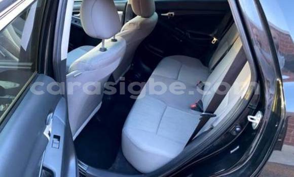 Buy Used Toyota Matrix Black Car in Lome in Maritime Buy Used Toyota Matrix Black Car in Lome in Maritime