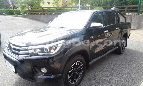 Buy Used Toyota Hilux Black Car in Aneho in Maritime Buy Used Toyota Hilux Black Car in Aneho in Maritime