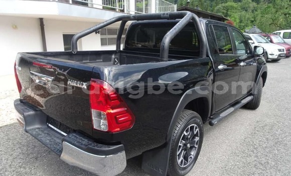 Buy Used Toyota Hilux Black Car in Aneho in Maritime Buy Used Toyota Hilux Black Car in Aneho in Maritime