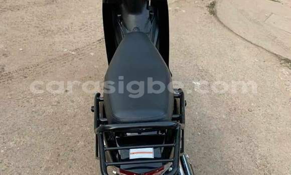Acheter Neuf Moto Haojue Lucky Noir à Lomé, Togo Acheter Neuf Moto Haojue Lucky Noir à Lomé, Togo