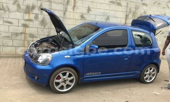 Buy Used Toyota Yaris Blue Car in Lome in Togo Buy Used Toyota Yaris Blue Car in Lome in Togo