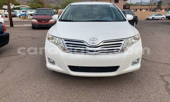 Buy Used Toyota Venza White Car in Forever in Togo Buy Used Toyota Venza White Car in Forever in Togo