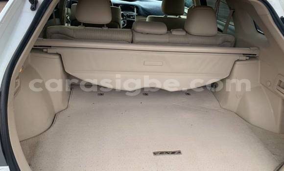 Buy Used Toyota Venza White Car in Forever in Togo Buy Used Toyota Venza White Car in Forever in Togo