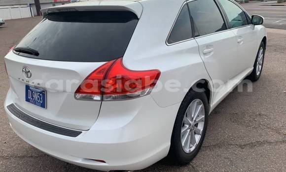 Buy Used Toyota Venza White Car in Forever in Togo Buy Used Toyota Venza White Car in Forever in Togo