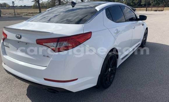 Buy Used Kia Optima White Car in Adawlato in Togo Buy Used Kia Optima White Car in Adawlato in Togo