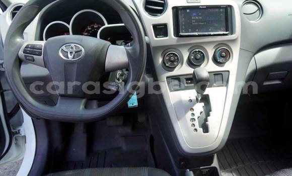 Buy Used Toyota Matrix White Car in Amoutivé in Togo Buy Used Toyota Matrix White Car in Amoutivé in Togo