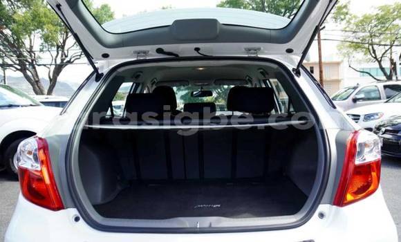 Buy Used Toyota Matrix White Car in Amoutivé in Togo Buy Used Toyota Matrix White Car in Amoutivé in Togo