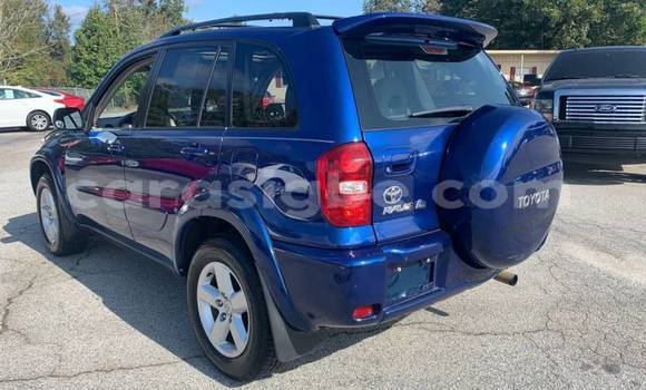 Buy Used Toyota RAV4 Blue Car in Atakpame in Togo Buy Used Toyota RAV4 Blue Car in Atakpame in Togo