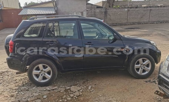 Acheter Occasion Voiture Toyota RAV4 Noir à Adawlato, Togo Acheter Occasion Voiture Toyota RAV4 Noir à Adawlato, Togo