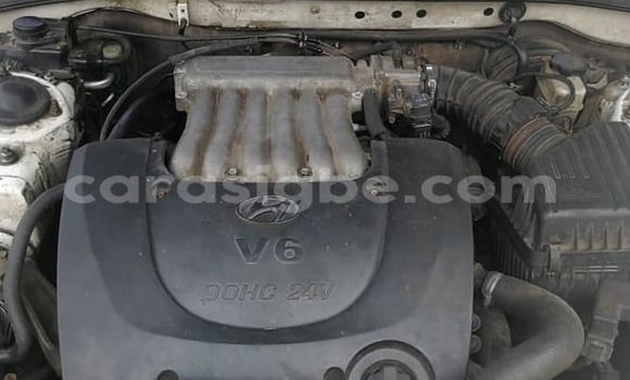 Acheter Occasion Voiture Hyundai Sonata Blanc à Adawlato, Togo Acheter Occasion Voiture Hyundai Sonata Blanc à Adawlato, Togo