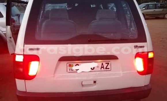 Acheter Occasion Voiture Fiat Ulysse Blanc à Adawlato, Togo Acheter Occasion Voiture Fiat Ulysse Blanc à Adawlato, Togo