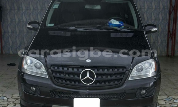 Acheter Occasion Voiture Mercedes‒Benz ML-Class Noir à Lomé au Togo Acheter Occasion Voiture Mercedes‒Benz ML-Class Noir à Lomé au Togo