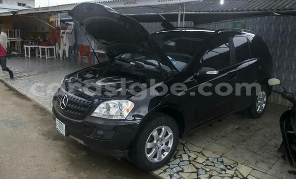 Buy Used Mercedes‒Benz ML–Class Black Car in Lome in Togo Buy Used Mercedes‒Benz ML–Class Black Car in Lome in Togo
