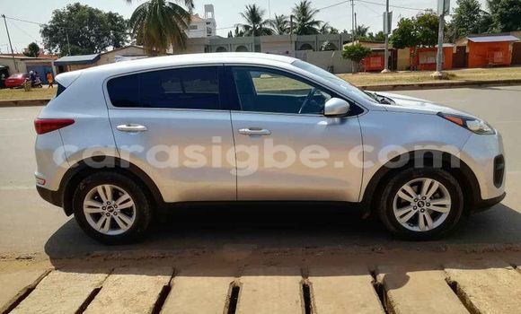 Acheter Occasion Voiture Kia Sportage Gris à Adawlato, Togo Acheter Occasion Voiture Kia Sportage Gris à Adawlato, Togo