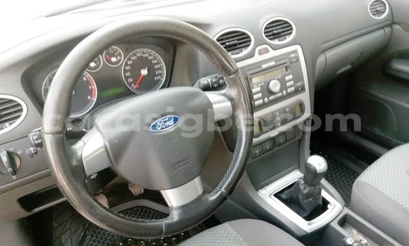 Acheter Occasion Voiture Ford Focus Gris à Adawlato, Togo Acheter Occasion Voiture Ford Focus Gris à Adawlato, Togo