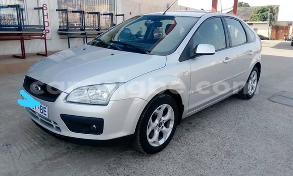 Acheter Occasion Voiture Ford Focus Gris à Adawlato, Togo Acheter Occasion Voiture Ford Focus Gris à Adawlato, Togo