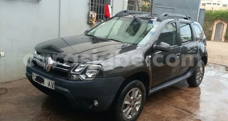 Big with watermark renault duster togo lome 5611