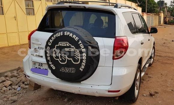 Buy Used Toyota RAV4 White Car in Lome in Togo Buy Used Toyota RAV4 White Car in Lome in Togo