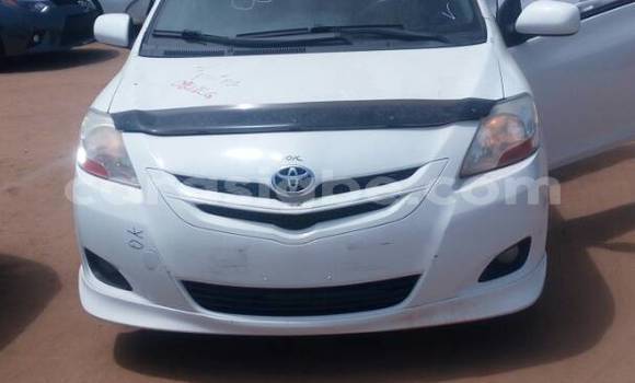 Buy Used Toyota Yaris White Car in Lome in Togo Buy Used Toyota Yaris White Car in Lome in Togo