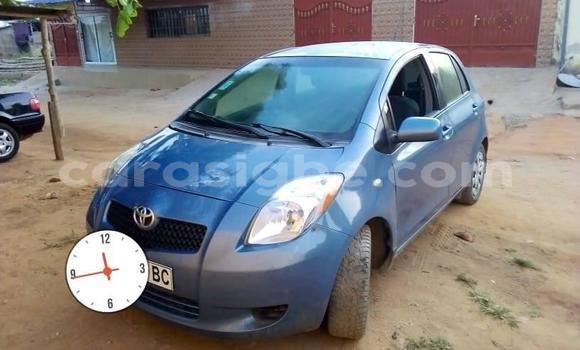 Buy Used Toyota Yaris Blue Car in Adawlato in Togo Buy Used Toyota Yaris Blue Car in Adawlato in Togo