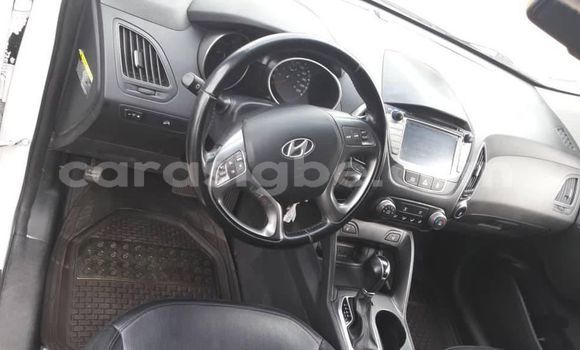 Buy Used Hyundai Tucson White Car in Lome in Togo Buy Used Hyundai Tucson White Car in Lome in Togo