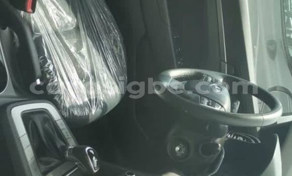 Buy Used Hyundai Elantra White Car in Lome in Togo Buy Used Hyundai Elantra White Car in Lome in Togo