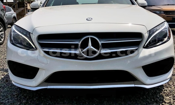 Acheter Import Voiture Mercedes-Benz C-Classe Blanc à Lomé, Maritime