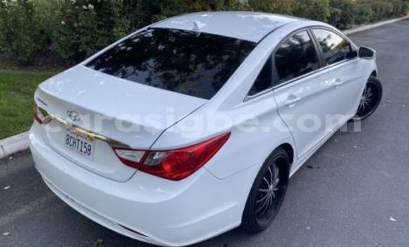 Buy Import Hyundai Sonata White Car in Lome in Togo Buy Import Hyundai Sonata White Car in Lome in Togo