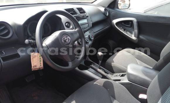 Buy Used Toyota RAV4 Red Car in Lome in Togo Buy Used Toyota RAV4 Red Car in Lome in Togo