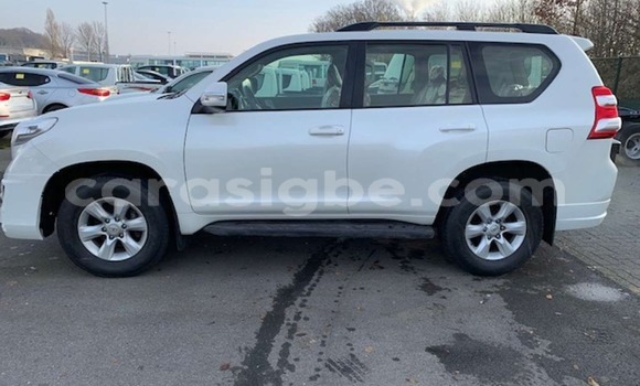 Buy Import Toyota Land Cruiser Prado White Car in Lome in Maritime Buy Import Toyota Land Cruiser Prado White Car in Lome in Maritime