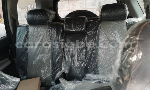 Buy Used Toyota Land Cruiser Prado White Car in Lome in Togo Buy Used Toyota Land Cruiser Prado White Car in Lome in Togo