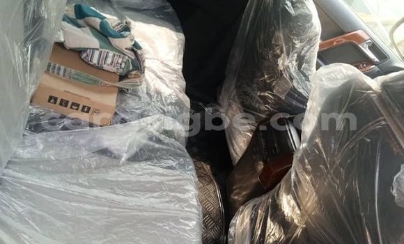 Buy Used Toyota Land Cruiser Prado White Car in Lome in Togo Buy Used Toyota Land Cruiser Prado White Car in Lome in Togo