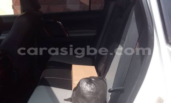 Buy Used Toyota Land Cruiser Prado White Car in Lome in Togo Buy Used Toyota Land Cruiser Prado White Car in Lome in Togo