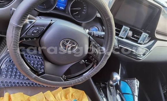 Buy Used Toyota C-HR Black Car in Lome in Togo Buy Used Toyota C-HR Black Car in Lome in Togo