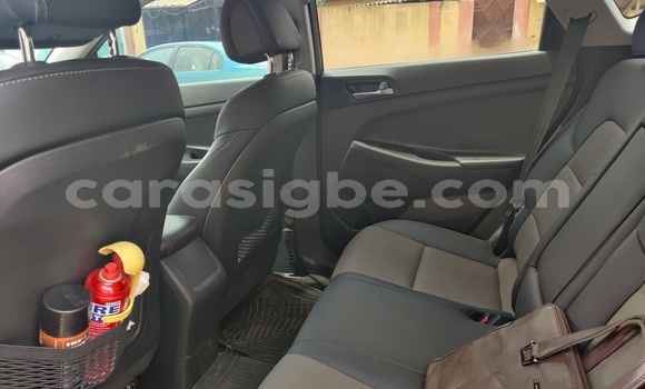 Acheter Import Voiture Hyundai Tucson Marron à Lomé, Togo Acheter Import Voiture Hyundai Tucson Marron à Lomé, Togo