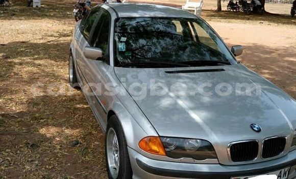 Buy Used BMW 3–Series Silver Car in Lome in Togo Buy Used BMW 3–Series Silver Car in Lome in Togo
