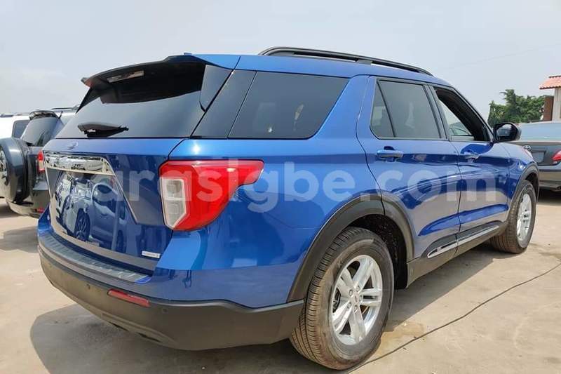 Big with watermark ford explorer togo lome 5731