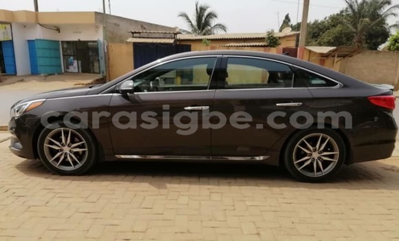 Acheter Occasion Voiture Hyundai Sonata Noir à Adawlato, Togo Acheter Occasion Voiture Hyundai Sonata Noir à Adawlato, Togo