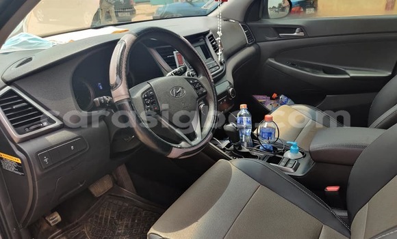 Buy Used Hyundai Tucson Black Car in Adawlato in Togo Buy Used Hyundai Tucson Black Car in Adawlato in Togo