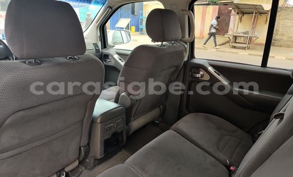 Buy Used Nissan Pathfinder White Car in Adawlato in Togo Buy Used Nissan Pathfinder White Car in Adawlato in Togo